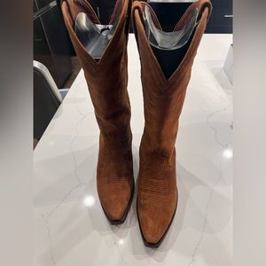 Tecovas the Annie in Suede! Size 8! Brand New!